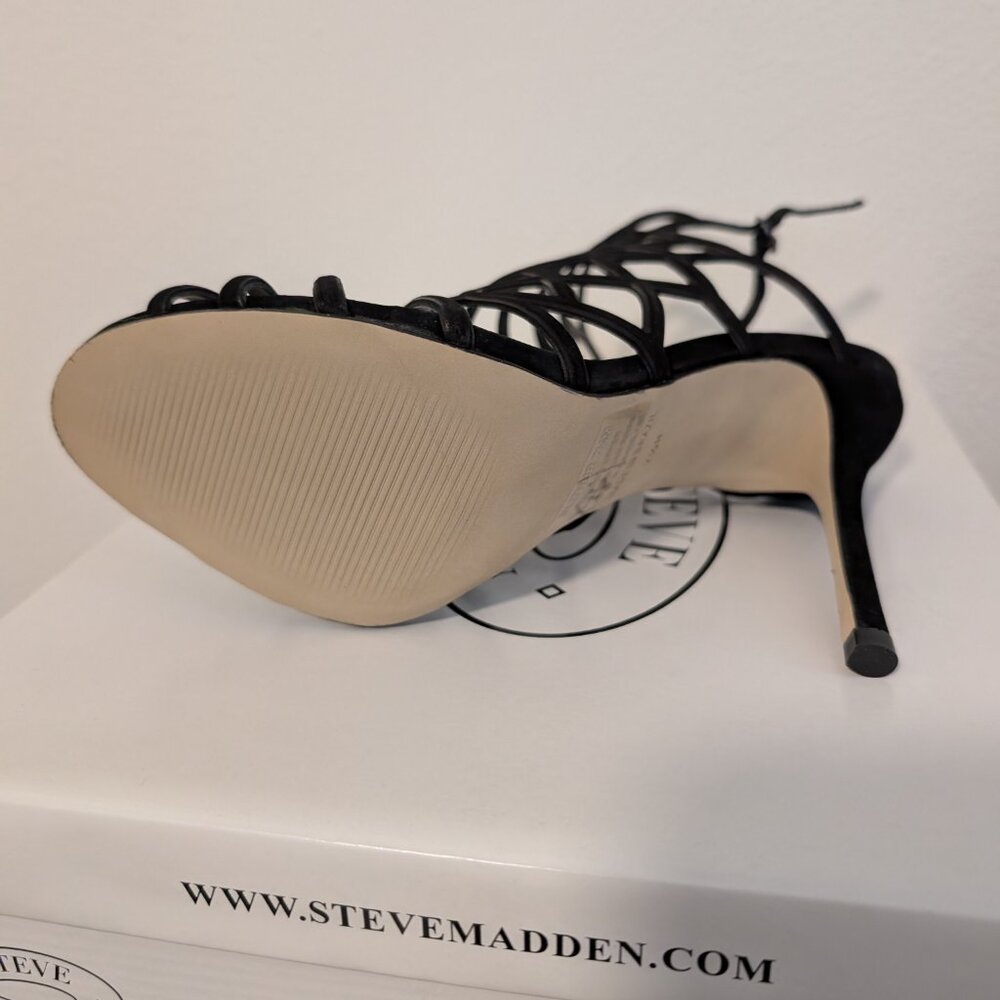 NEW Steve Madden Slithur Black Nubuck Heels, Size 7.5 - Picture 6 of 7
